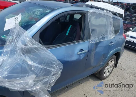 2007 Toyota Rav4 Sport V6 from USA, damaged, VIN JTMBK32V476023110